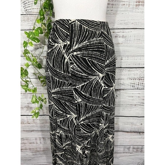 JM Collection Skirt size Small Black White Mesh Long A Line Stretch Tropical - Picture 2 of 14